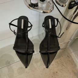 SUOJIALUN 2025 New Brand Women Sandal Fashion Narrow Band Flat Heel Ladies Gladiator Shoes Pointed Toe Ankle Buckle Zapatos Muje