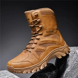 Men Outdoor Climbing Hiking Shoes Training Safety High Quality Anti-Slip Male New Army Boots Ultrallight Lace UpTactical Boots