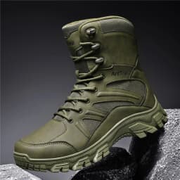 Men Outdoor Climbing Hiking Shoes Training Safety High Quality Anti-Slip Male New Army Boots Ultrallight Lace UpTactical Boots