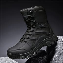 Men Outdoor Climbing Hiking Shoes Training Safety High Quality Anti-Slip Male New Army Boots Ultrallight Lace UpTactical Boots