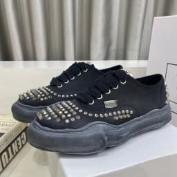 2026 summer rivet fashion casual trend lace up rhinestone low top board shoes sports shoes women's thick sole
