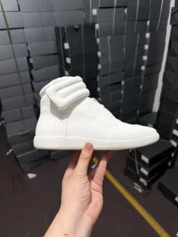 2026 Classic Versatile Leather Men's Youth Flat Casual Sports Retro New German Training Sneakers Luxury Shoes