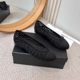 2026 New Spring style bow tie women's ballet flats made of genuine leather. Available in various colors.35-41