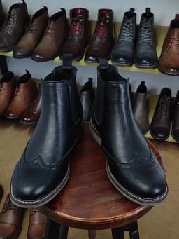 Men Boots Fashion Retro 2026 Casual Brand Comfortable Leather Boots