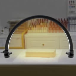 180° LED Half Moon Lamp 3600 Lumen Crescent Moon Desk Lamp for Nail Art 2700-5600K Colour Temperature Cosmetic Lamp