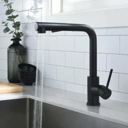 Oeegoo kitchen faucet with pull-out shower, high pressure kitchen faucet black 360°rotation, sink faucet with shower