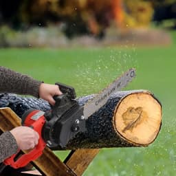 Electric Chainsaw 2000W 220V Powerful Chainsaw Electric 40.5cm Sword Length Motor Wired Chainsaw Electric Quiet and Light 800r/m