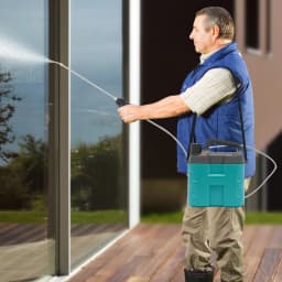8L Battery-Powered Sprayer Small Pressure Sprayer Adjustable Wand & 2 Spray Modes for Efficient Watering Cleaning Disinfection