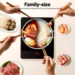 Divided Hot Pot,Stainless Steel Polished Rustproof Cookware Fast Heating Compatible with All Stoves for Gathering Daily Cooking