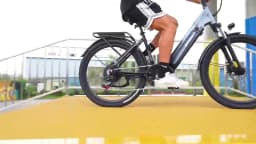 CMACEWHEEL L26 Electric Bike 26" Ebike 48V 17Ah Adults Men Women Electric Mountain Bike, 7 Speed, Torque 70 N·m, Stock EU