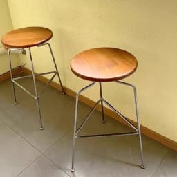 Nordic Designer Bar Chair Iron Leg Counter Stool Minimalist Reception Chair for Cafe Industrial Vintage Kitchen Island Stool