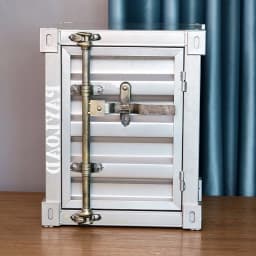 Design Nightstands Portable Luxury Industrial Style Container Cabinet Iron Art Aesthetic Living Room Creative Ornaments
