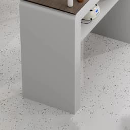 Profesional Modern Nail Desk With Light Luxury Trendy Elegant Nail Table Italian Premium Table De Manucure Salon Furniture