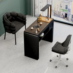 Profesional Modern Nail Desk With Light Luxury Trendy Elegant Nail Table Italian Premium Table De Manucure Salon Furniture