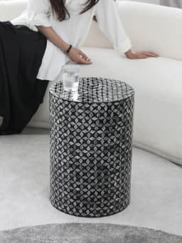 Creative Nordic Shell Side Table Medieval Style Living Room Sofa Corner Table Round High-end Home Tables