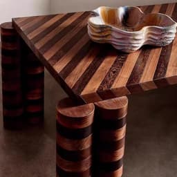 Modern Simple Wood Round Dining Table Household Nordic Corner Wooden Design Living Room Tavolo Da Pranzo Restaurant Furniture
