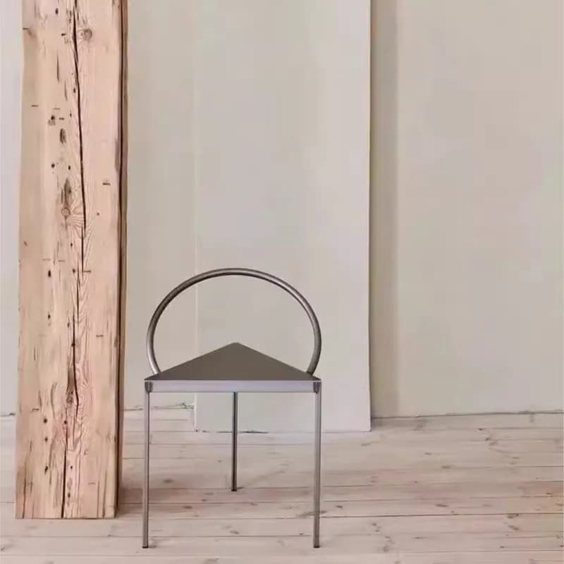 MOMO Modern Simple Celebrity Triangle Metal Circle Stool Indoor Art Dining Chair Personality B&B Creative Iron Furniture