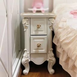 Luxury European Night Table Nordic Aesthetic Unique Italian Nightstand Advanced Sense High-end Criado Mudo Home Furniture