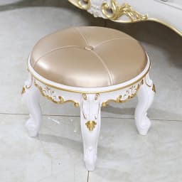 Retro Carved Small Stool Luxury Leather Cushion Creative Low Seat Elegant Room Sofa Chair Stylish Seating Decorative Footrest