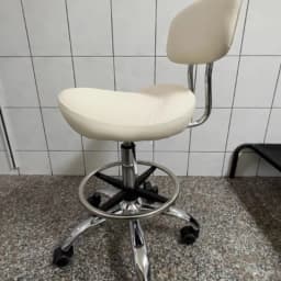 Ergonomic Leather Saddle Bar Stool with Swivel Seat Backrest And Roller Casters Adjustable Height for Home Kitchen Island Counte