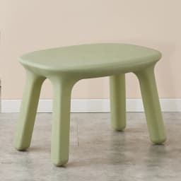 Modern Kids Pe Plastic Chair for Various Indoor Outdoor Applications Living Room Kindergarten Dining Kitchen School Bedroom