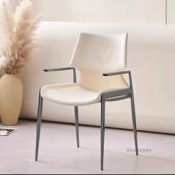 Italian Modern Dining Chair Luxury High Back Armchair for Open Kitchens & Model Homes Designer-Approved Restaurant Chair