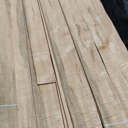 L:2.5m Width:140mm Thick:0.5mm Natural Scarred Maple Figure Wood Veneer Handmade Veneering Speakers Guitars Home Projects