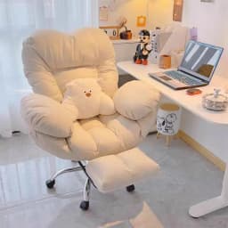 Ergonomic Office Chair Adjustable Backrest Lumbar Support Headrest And Armrests for Comfortable Seating during Long Work Hours