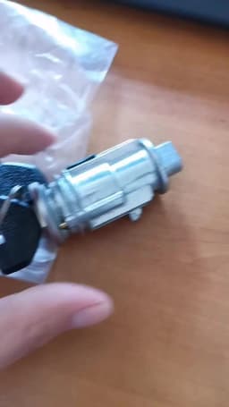 Fuel Pressure Regulator 0438161013 for 0000781189