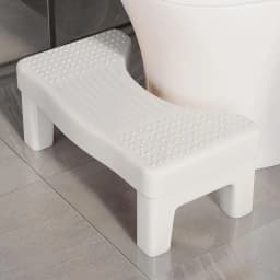 1Pcs Sturdy Plastic Toilet Squat Stool Non Slip Surface Stable Legs For Better Bowel Posture Adults Kids Bathroom