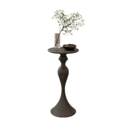 Minimally modern small apartment, bedside living room, sofa, coffee table, iron round table, ins style