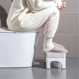 Home Bathroom Toilet Stool Thickened Footrest Squatting Aid Foot Step for Adults Kids and Pregnant Women Comfort Support