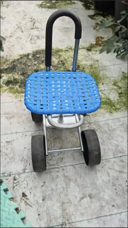 New Garden Work Artifact Agricultural Small Stool Mobile Seat with Wheel Lazy Man Car Picking Rotating Tool Cart