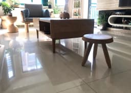 Household solid wood small round stool, portable low stool for living room and bedroom, shoe changing stool