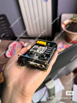 Portable R2R decoding headphone amplifier front-end small tail Native 768Khz 24Bit NOS output