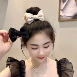 Fashion Acrylic White Bow Meatball Head Fixed Hair Claw Clip For Women Korean Temperament Girls Hairpin Hair Accessories