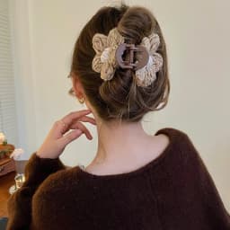 New Fashion Woolen Flower Hair Claw For Woman Elegant Hair Clips Barrette Crab Headband Ponytail Headwear Hair Accessories