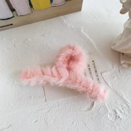 Fashion Hair Clips Female Hair Crabs Soft Girl Women Plush Hair Claws Hairgrips Elegant Headwear Woman Hair Accessories Ornament