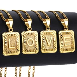 2020 Fashion 26 Letters Square Charm Necklaces Choker Figaro Link Chain Gold Color Length Adjustable Fashion Jewelry Gift GPM05H