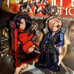 Resident Evil Keychains Leon & Ada Collectible Anime Game Character Keyring for Fans