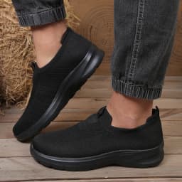 Men's Ultra-Light Casual Shoes Breathable Mesh Slip-On Walking Shoes Comfortable And Thin for Men Free Shipping