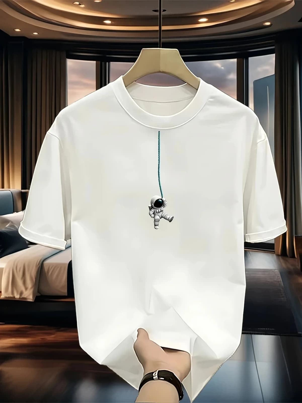 Cute Swinging Astronaut Men's T-shirt Space Pattern Extra Large Cotton Short Sleeve Top Summer Street Wear