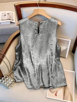 plus Size Elegant Sleeveless Top Luxury Metal Series Fashionable Casual Wear for Women