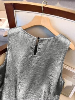 plus Size Elegant Sleeveless Top Luxury Metal Series Fashionable Casual Wear for Women