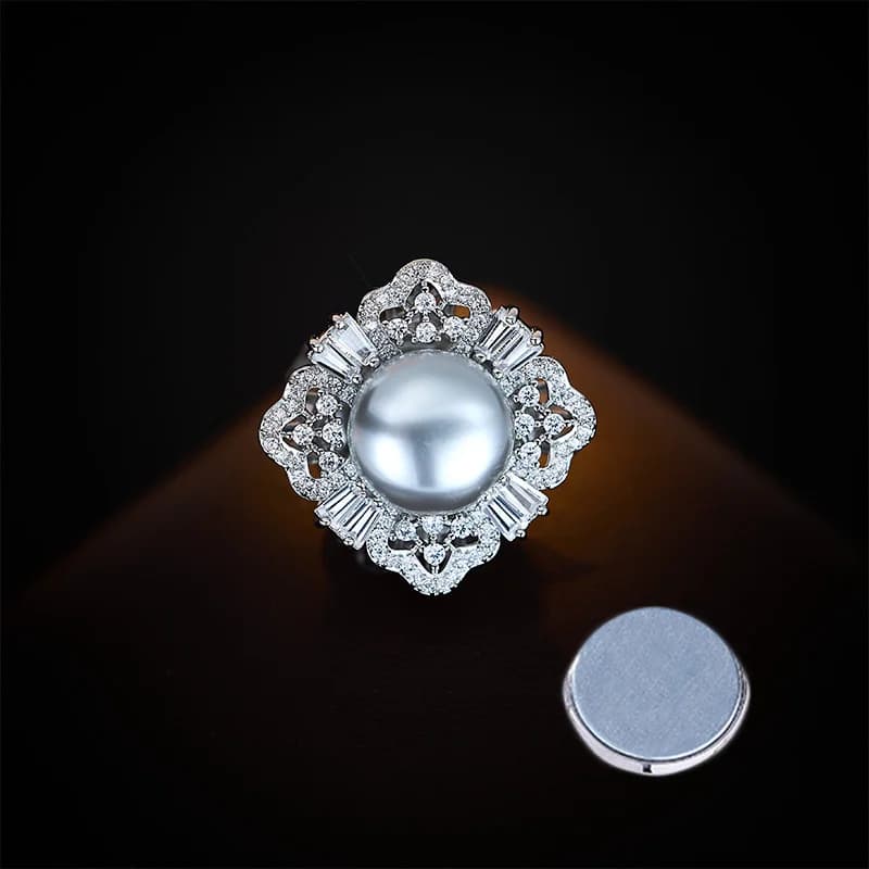Elegant, High-Quality Geometric Square Pearl Magnetic Brooch: Modest Blouse Neckline Fastener and Accessory for Women