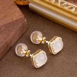 Elegant and sweet diamond-encrusted zircon imitation chalcedony four-leaf clover non-pierced ear clips high-end commuter earring