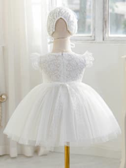 Baby Girl, 0-2 Years Old, White Dress with Lace Trim and Floral Embroidery, Fluffy Net Fabric, for Baptism, with a Hat