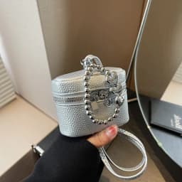 2026 NEW Ins Fashion Luxury Cute Love Fashion Joker Candy-colored Shoulder Portable Red Headphone Case Wrist Strap Mini Bag