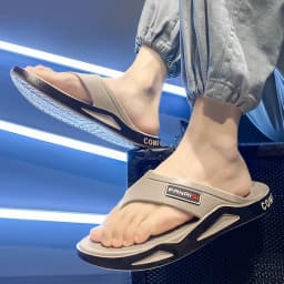 Flip-Flops For Men Breathable Comfortable Beach Sandals for Men Casual Shoes Flip-Flops Fashion Slippers for Outdoors