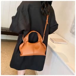 2026 New Unique Design Shoulder Crossbody Bag for Women Versatile High Quality Cloud Bag Dumpling Bag Handbag